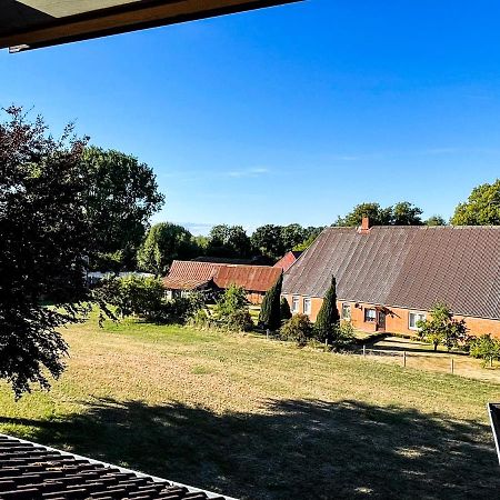 Op'N Doerp Apartment Barsbek Esterno foto